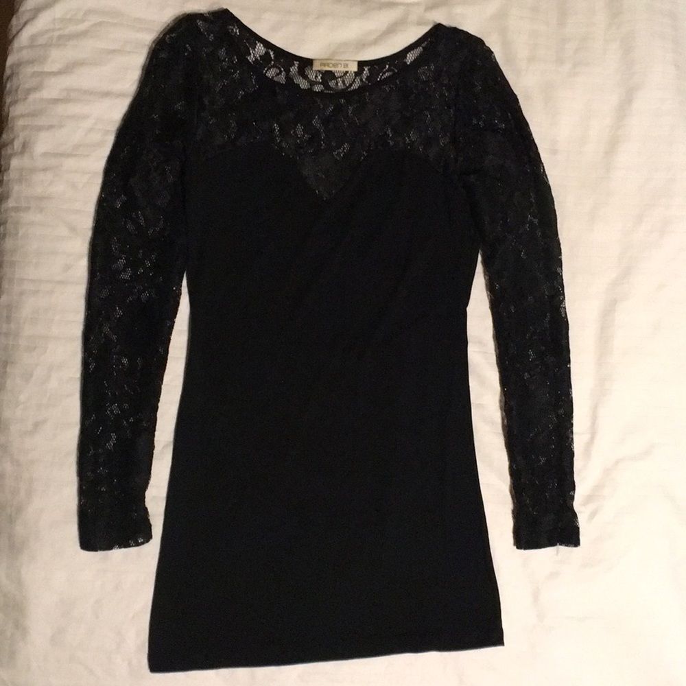 Long sleeve lace dress